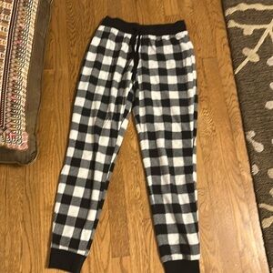 Aeropostale cuffed pj pants small